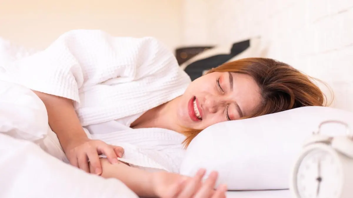 Teeth Falling Out Dream Meaning